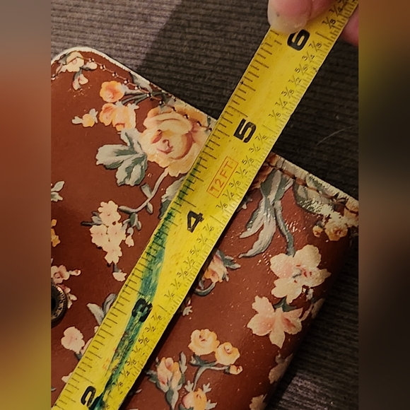 Patricia Nash Wallet - Picture 10 of 11